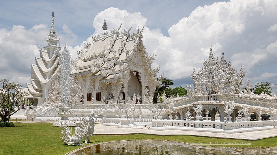 Chiang Rai, Thailand: Wat Rong Khun, also known as "The White Temple"_must see attractions in thailand