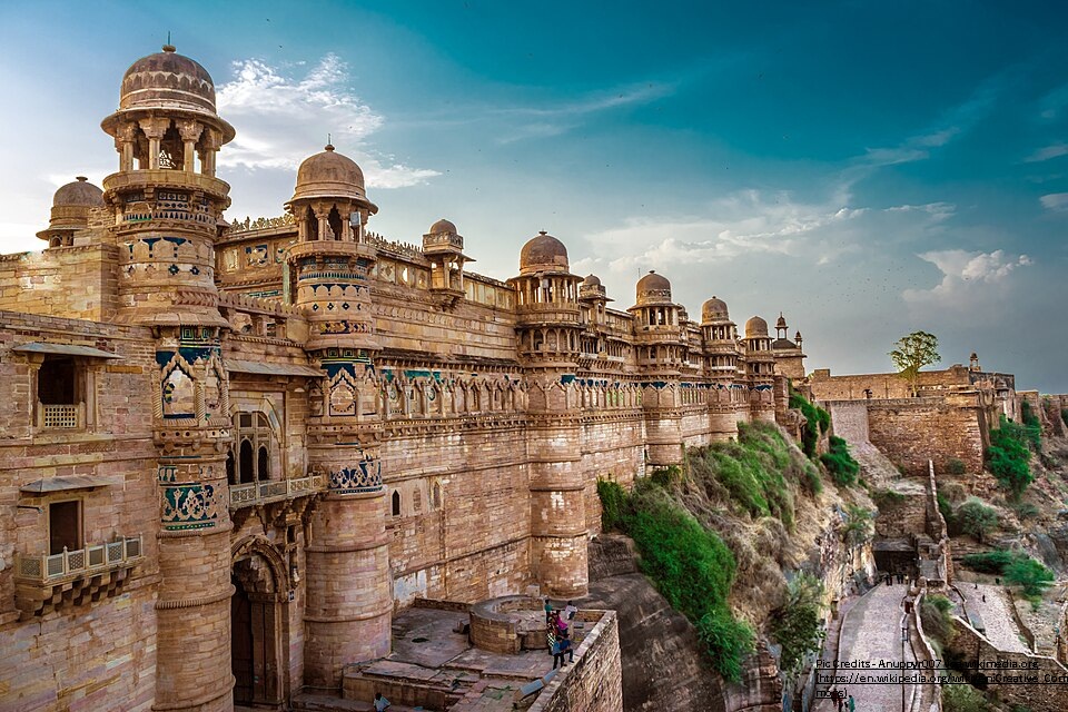 Gwalior Fort _Famous places of Agra